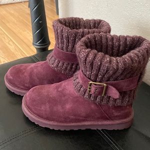 COPY - MAROON UGGS